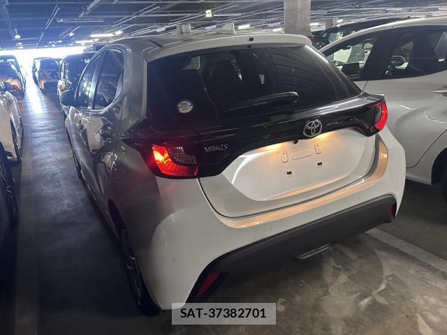 Toyota YARIS 2024-05 8055644-8