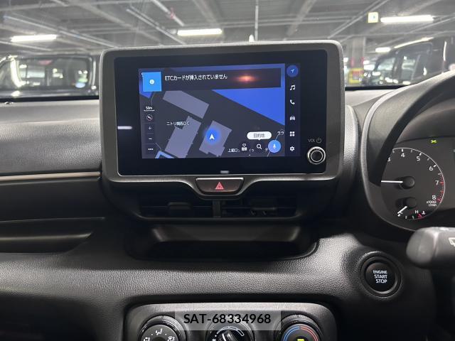 Toyota YARIS 2024-05 8055646-9