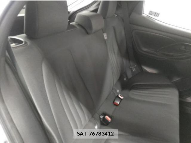 Toyota YARIS 2024-05 8055648-5