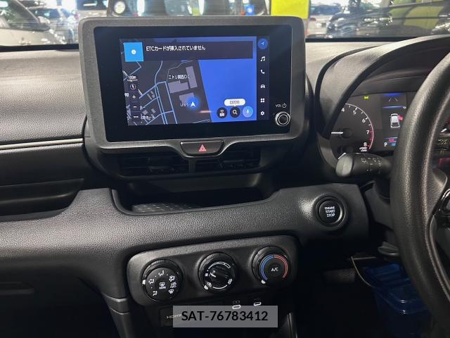Toyota YARIS 2024-05 8055648-9