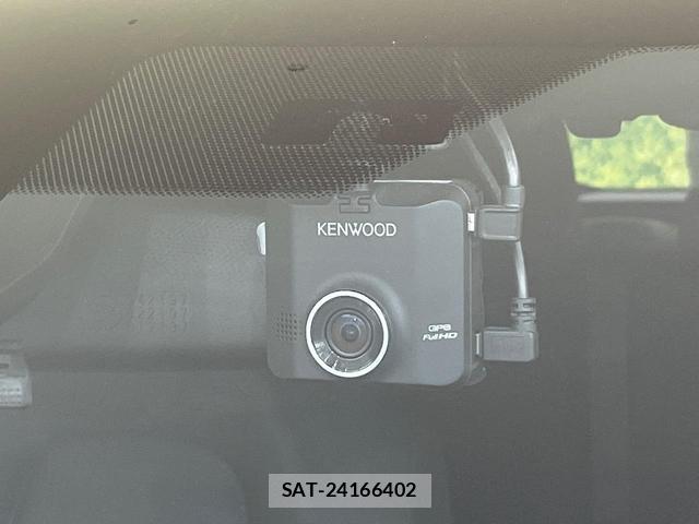Toyota YARIS 2021-03 8055763-5