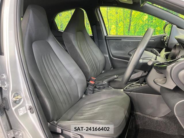 Toyota YARIS 2021-03 8055763-7