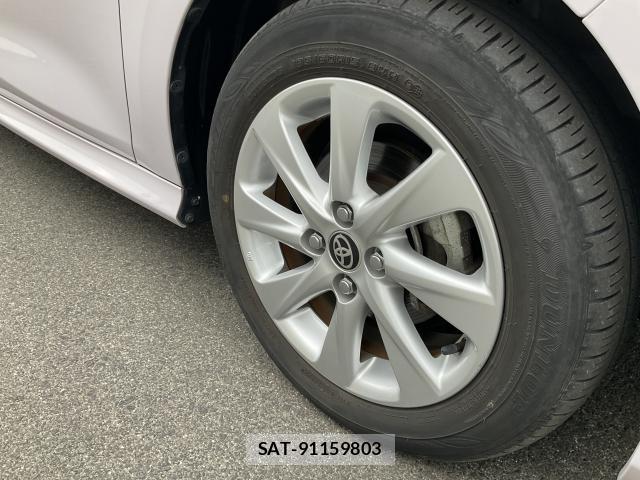 Toyota YARIS 2022-07 8056070-6