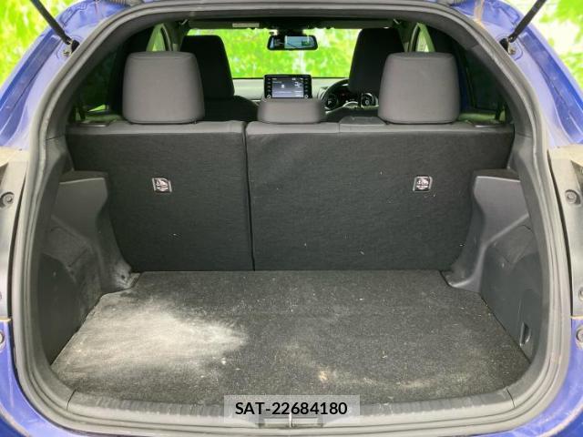 Toyota YARIS 2023-07 8056122-7