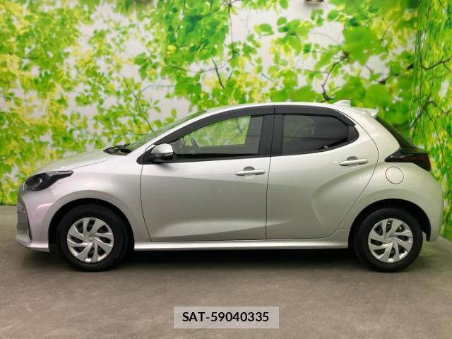 Toyota YARIS 2021-04 8056166-1