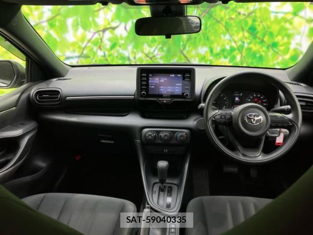 Toyota YARIS 2021-04 8056166-3