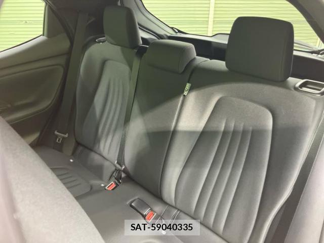 Toyota YARIS 2021-04 8056166-6