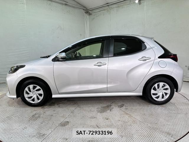 Toyota YARIS 2022-06 8056290-19