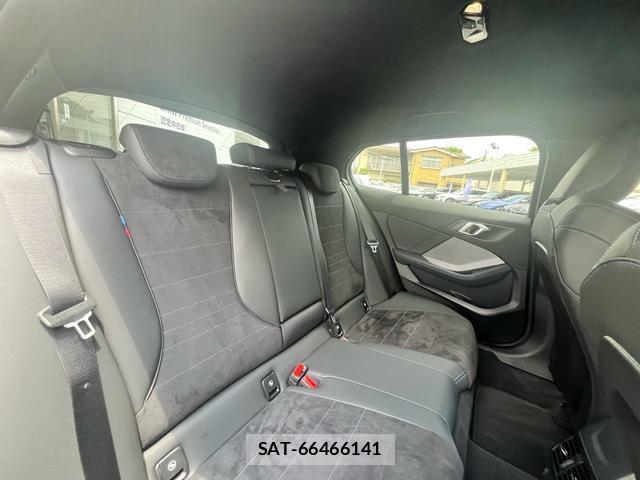 Bmw 1 SERIES 2025-04 8071597-4