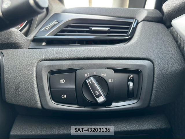Bmw 2 SERIES 2017-05 8072304-16