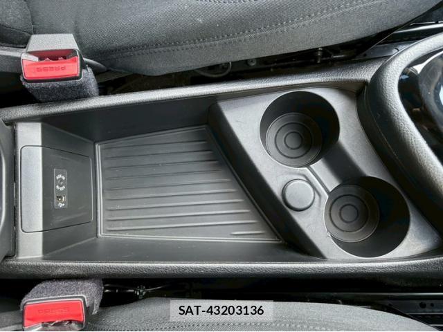 Bmw 2 SERIES 2017-05 8072304-17