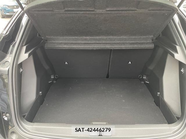 Peugeot 2008 2024-03 8070973-11