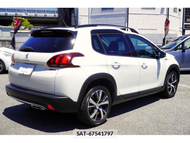 Peugeot 2008 2017-06 8071857-1