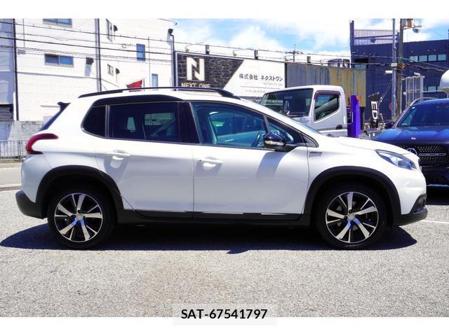 Peugeot 2008 2017-06 8071857-2