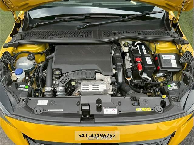 Peugeot 208 2020-08 8072447-11