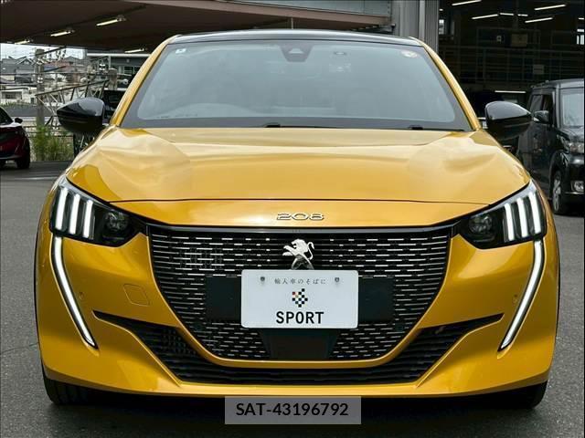 Peugeot 208 2020-08 8072447-12