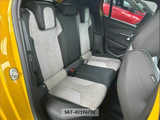Peugeot 208 2020-08 8072447-6