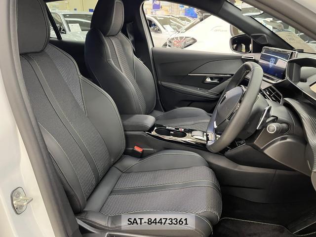 Peugeot 208 2024-11 8072481-3