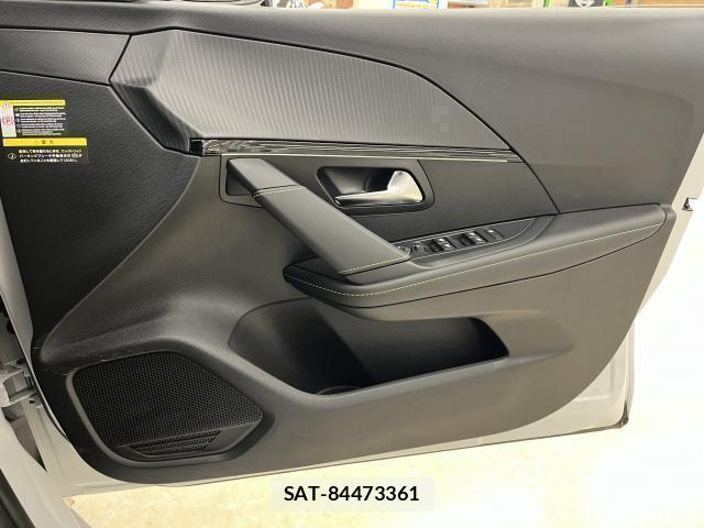 Peugeot 208 2024-11 8072481-6