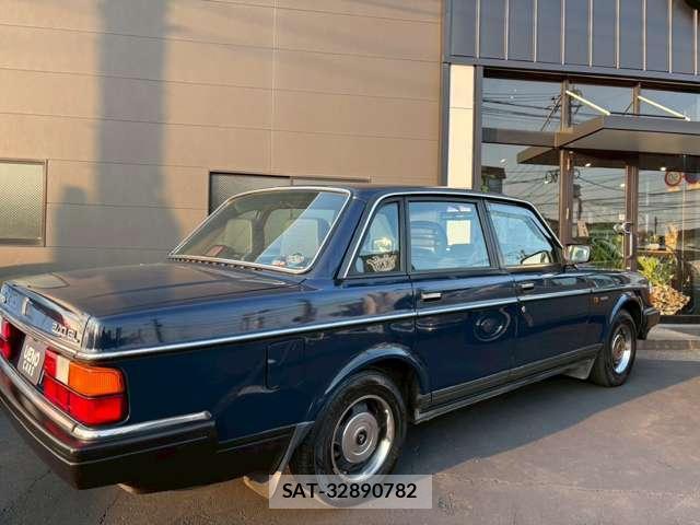 Volvo 240 1990-02 8071021-11