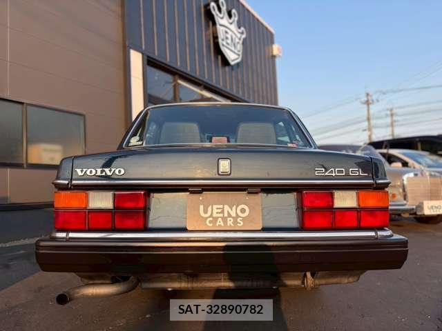 Volvo 240 1990-02 8071021-7