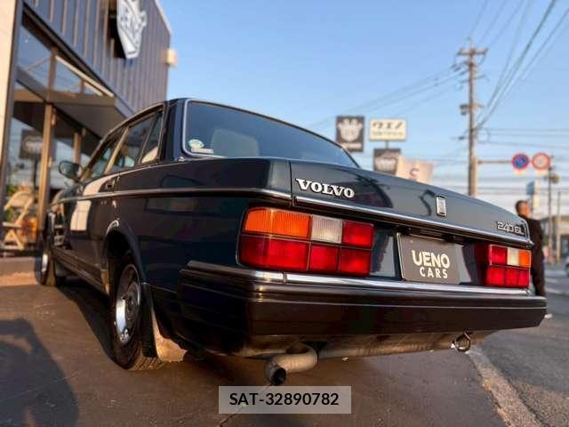 Volvo 240 1990-02 8071021-8