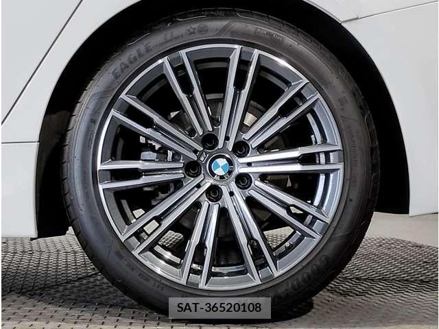 Bmw 3 SERIES 2020-06 8071578-15