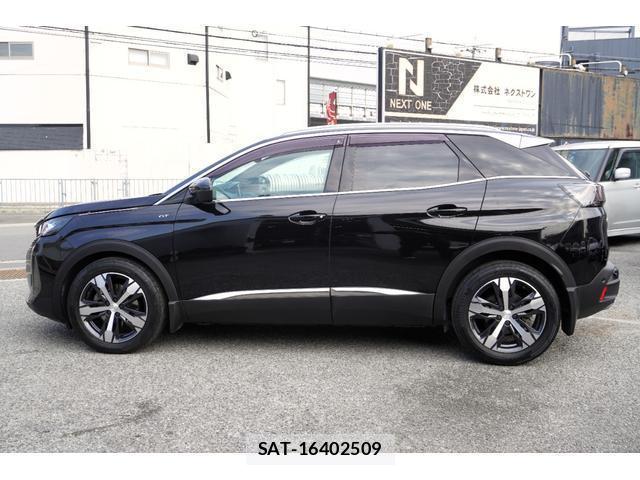 Peugeot 3008 2021-03 8071883-2