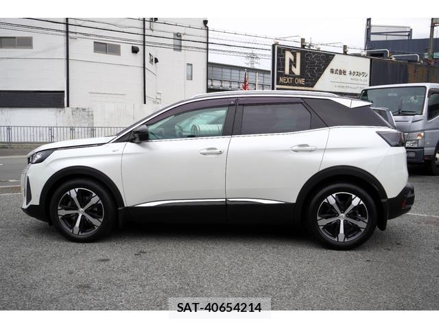 Peugeot 3008 2022-09 8071903-4