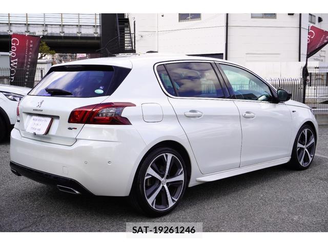 Peugeot 308 2018-12 8071851-1