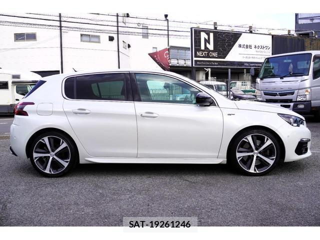 Peugeot 308 2018-12 8071851-2