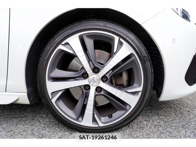 Peugeot 308 2018-12 8071851-3
