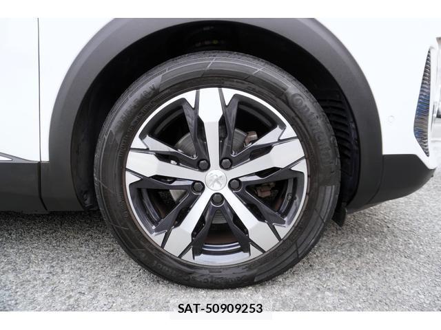Peugeot 5008 2021-03 8071871-3