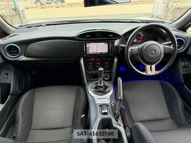 Toyota 86 2012-10 8071537-3