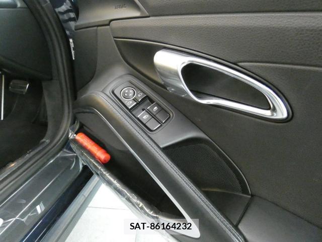 Porsche 911 2015-04 8072501-13