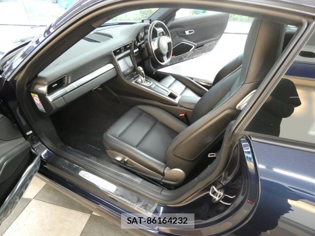 Porsche 911 2015-04 8072501-6