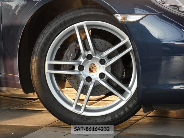 Porsche 911 2015-04 8072501-7