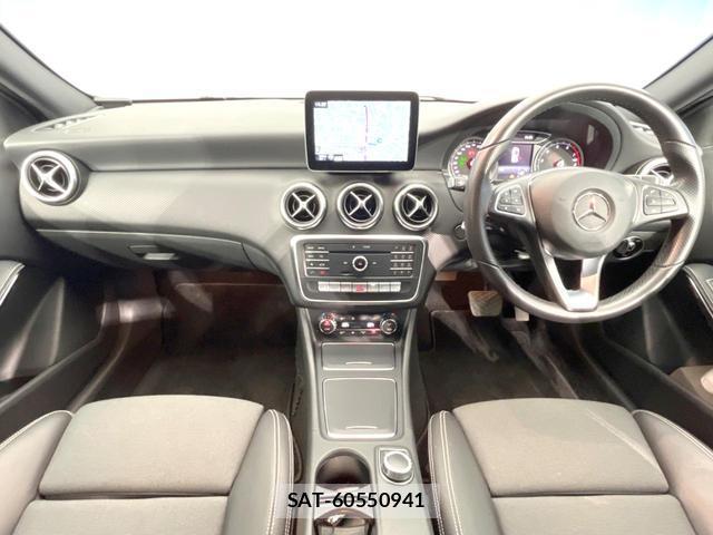 Mercedes Benz A-CLASS 2018-03 8071678-1