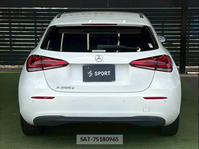 Mercedes Benz A-CLASS 2019-05 8071711-13