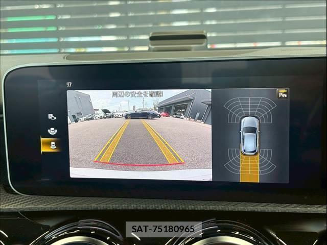 Mercedes Benz A-CLASS 2019-05 8071711-4