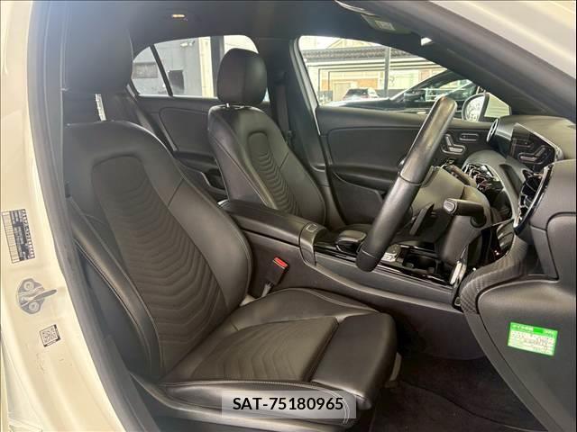 Mercedes Benz A-CLASS 2019-05 8071711-5