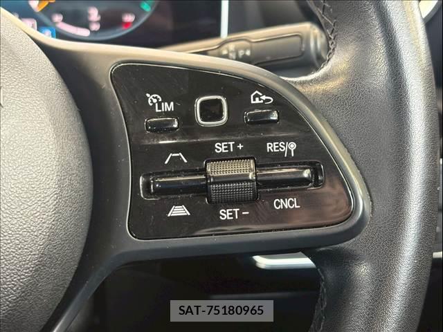 Mercedes Benz A-CLASS 2019-05 8071711-7