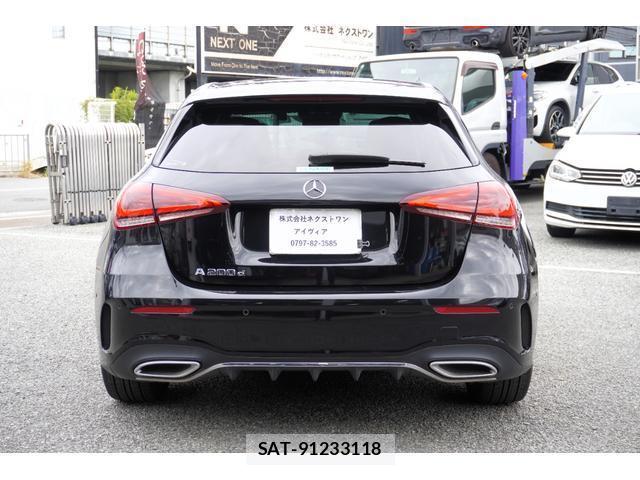 Mercedes Benz A-CLASS 2019-07 8071860-5
