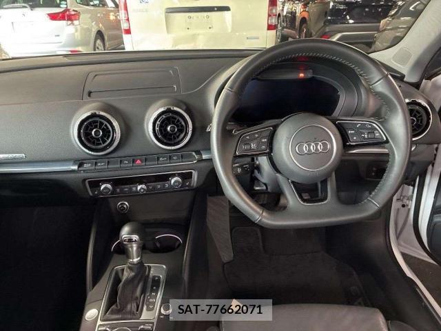 Audi A3 SEDAN 2020-10 8072194-2