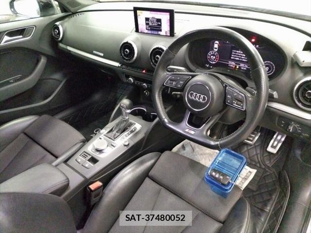 Audi A3 SEDAN 2017-06 8072206-2
