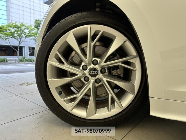 Audi A5 2021-10 8071750-16