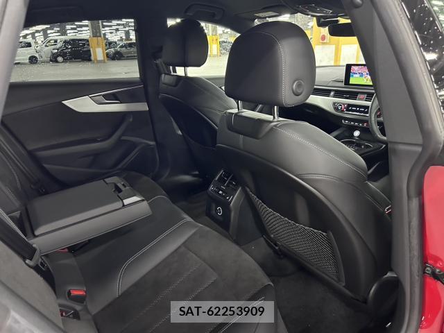 Audi A5 2020-06 8072443-10