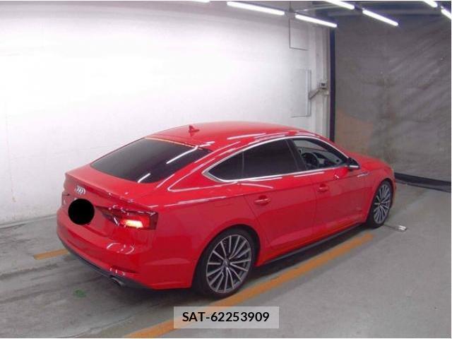Audi A5 2020-06 8072443-4