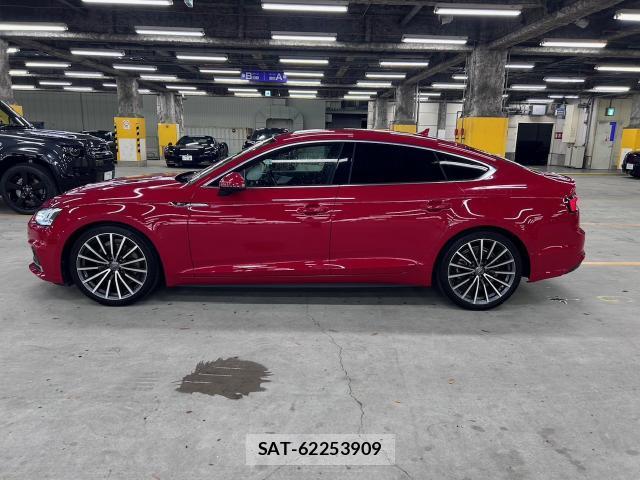 Audi A5 2020-06 8072443-8