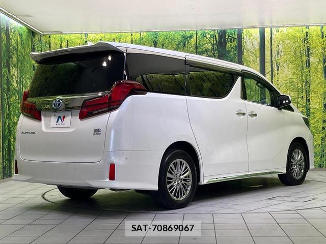 Toyota ALPHARD HYBRID 2021-06 8070943-17